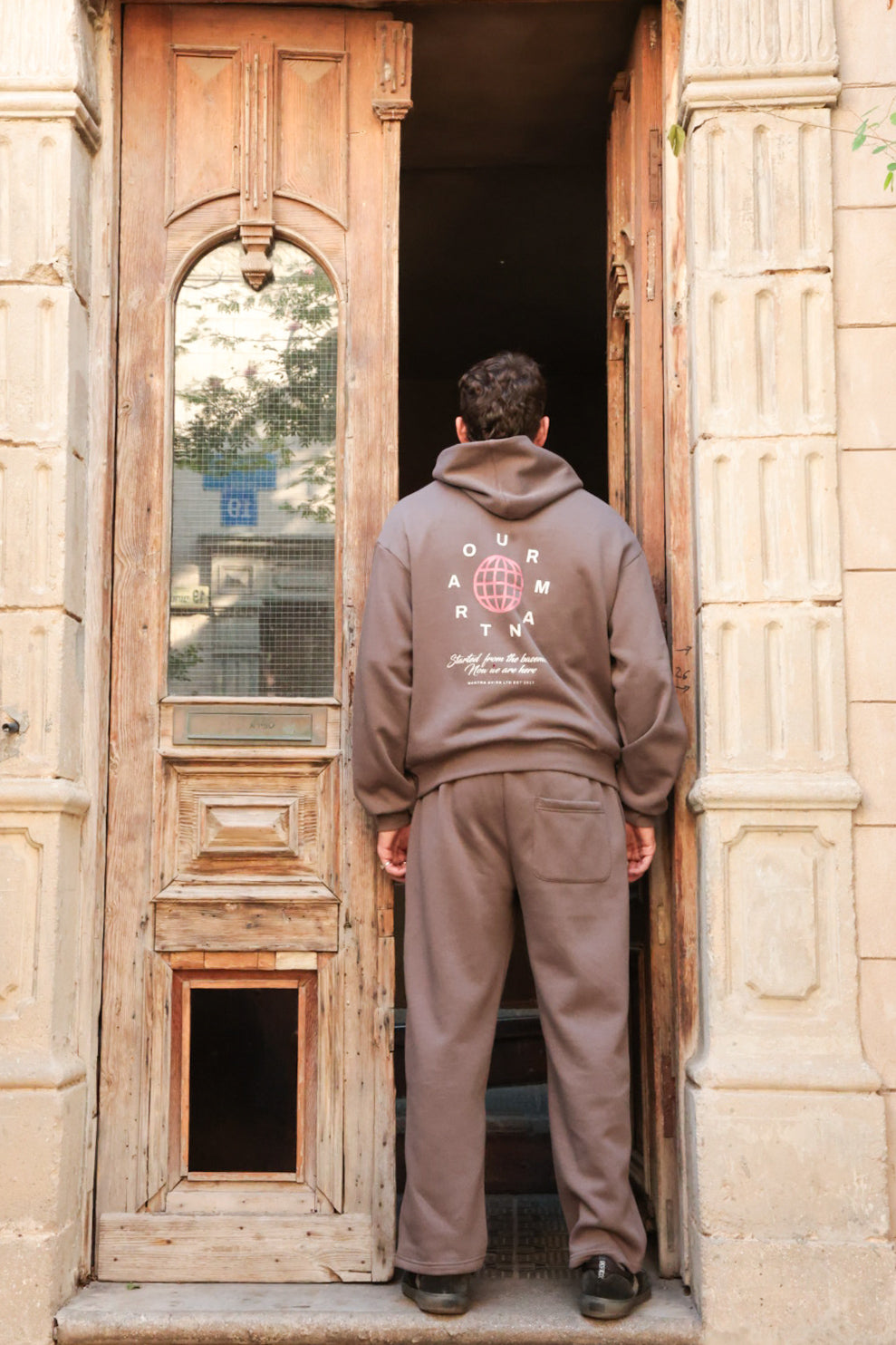 Street Moca Straight Fit Training