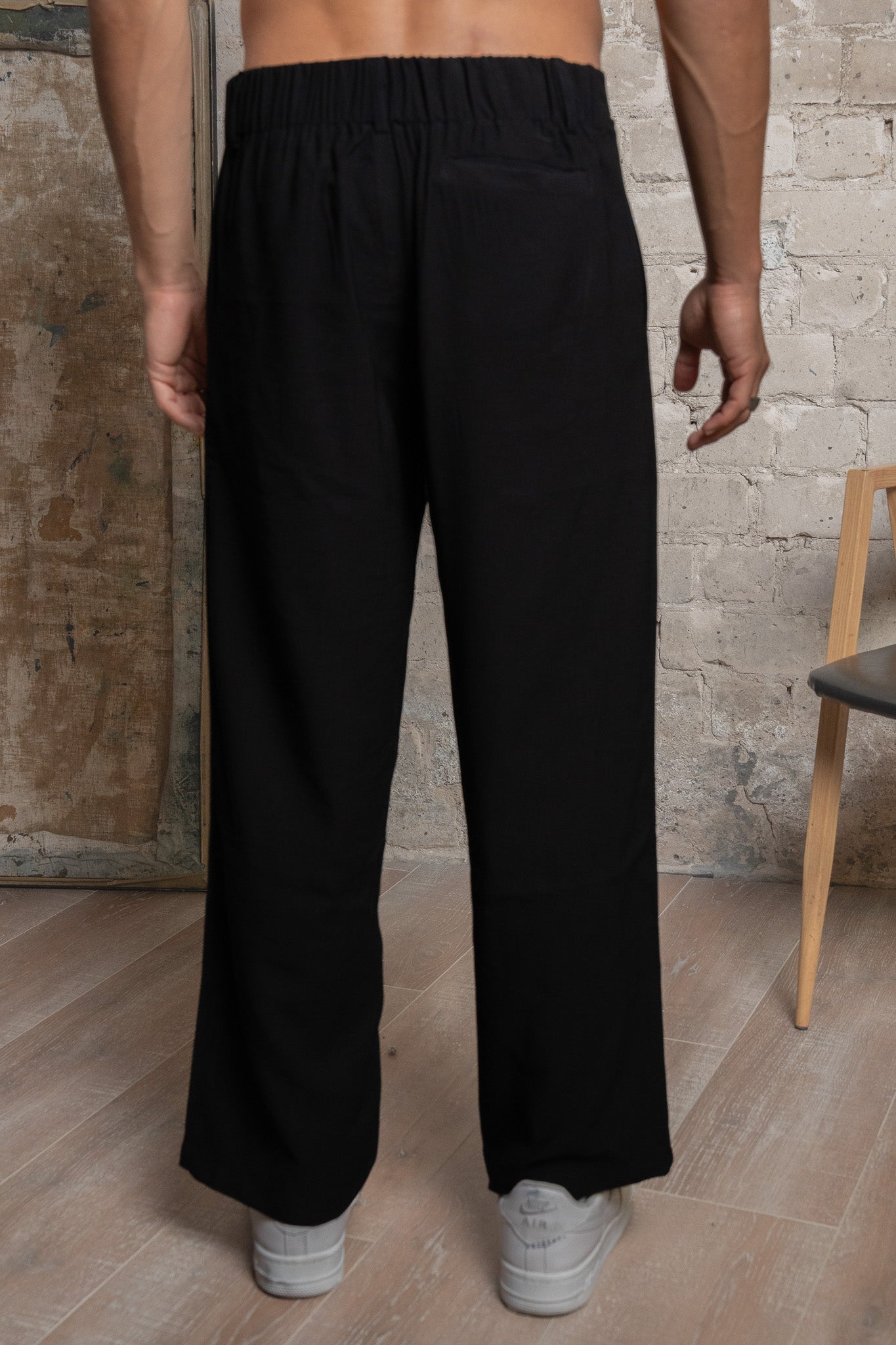 Black Loose Fit