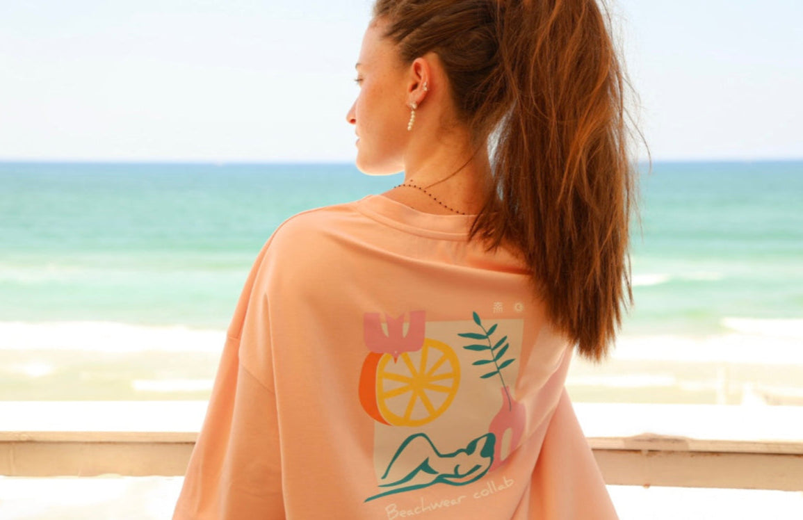 Oversized peach T