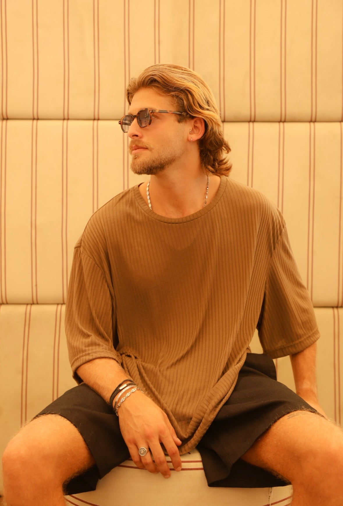 Brown Avira T